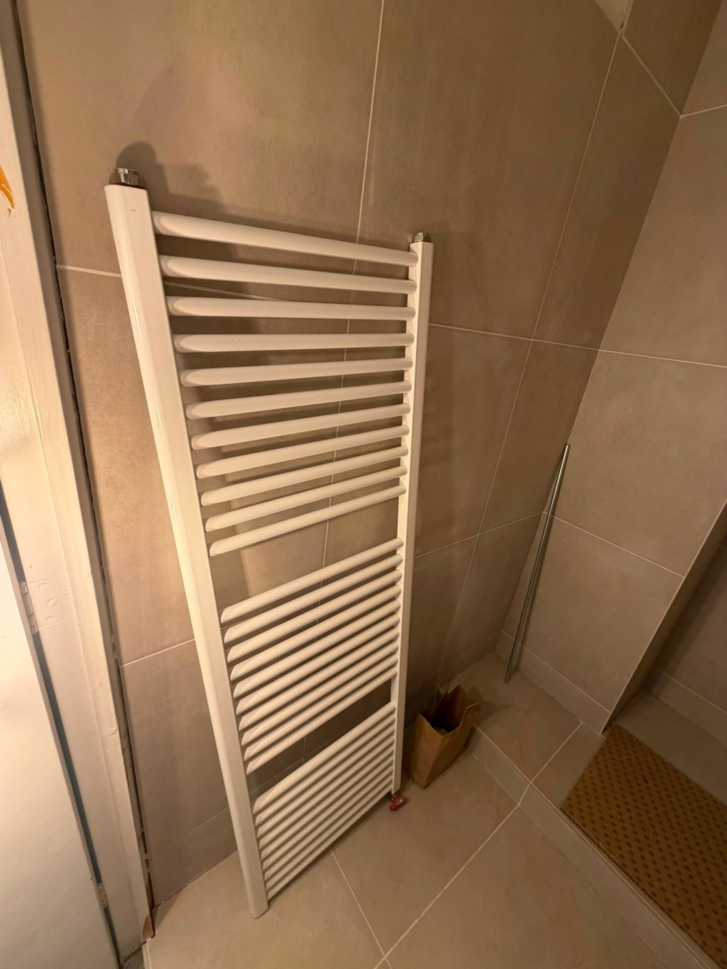 Nieuwe designradiator geplaatst